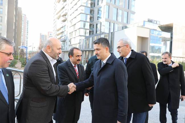 TARIM VE ORMAN BAKANI DR. BEKİR PAKDEMİRLİ ODAMIZI ZİYARET ETTİ